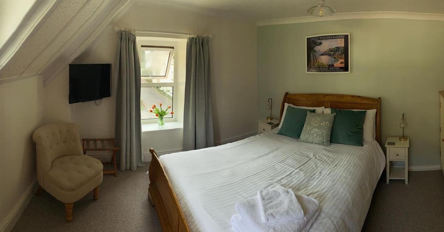 East Lyn House Bed & Breakfast Линмут Екстериор снимка