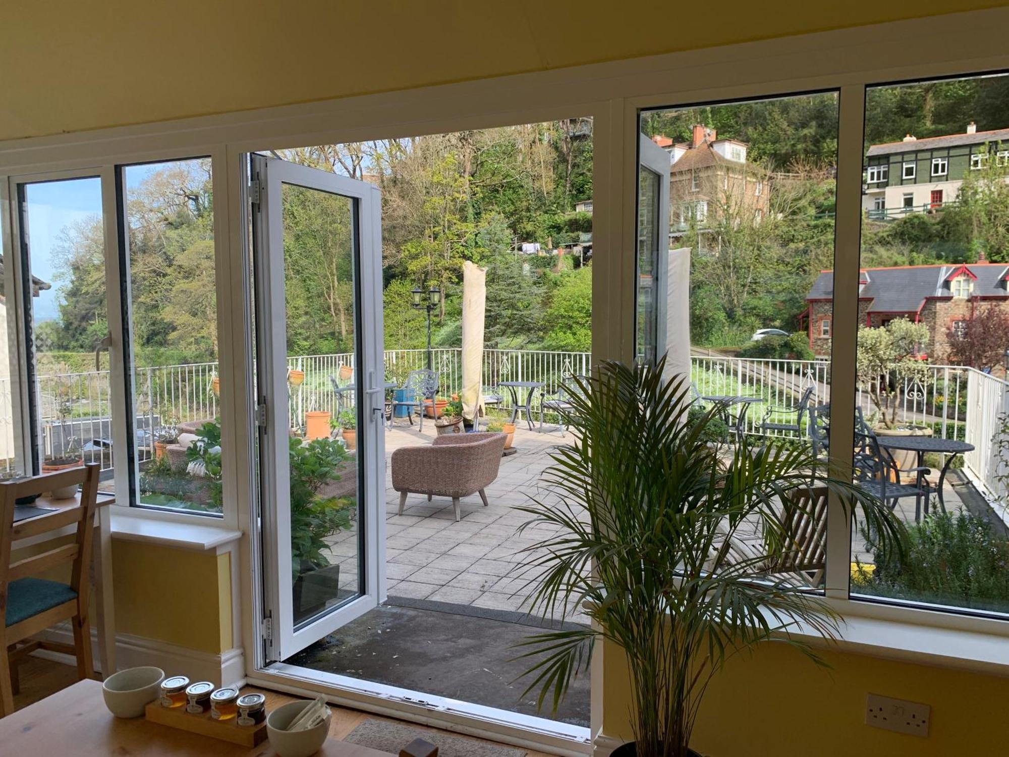 East Lyn House Bed & Breakfast Линмут Екстериор снимка